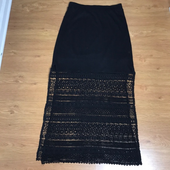 Jessica Simpson Dresses & Skirts - Jessica Simpson Black Long Skirt Size Small